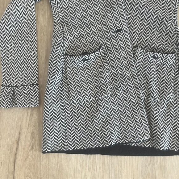Damask Black & Tan Chevron Sweater Coat Jacket Medium - Picture 2 of 11